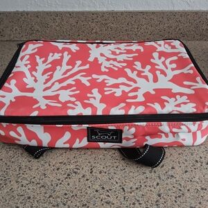 Scout Vibrant Coral and White Casserolle HOT/COLD Travel Carrier